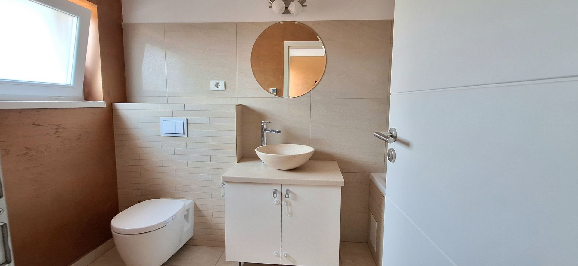 Locuinta insiruita cu 3 camere in Dumbravita - Poză 20