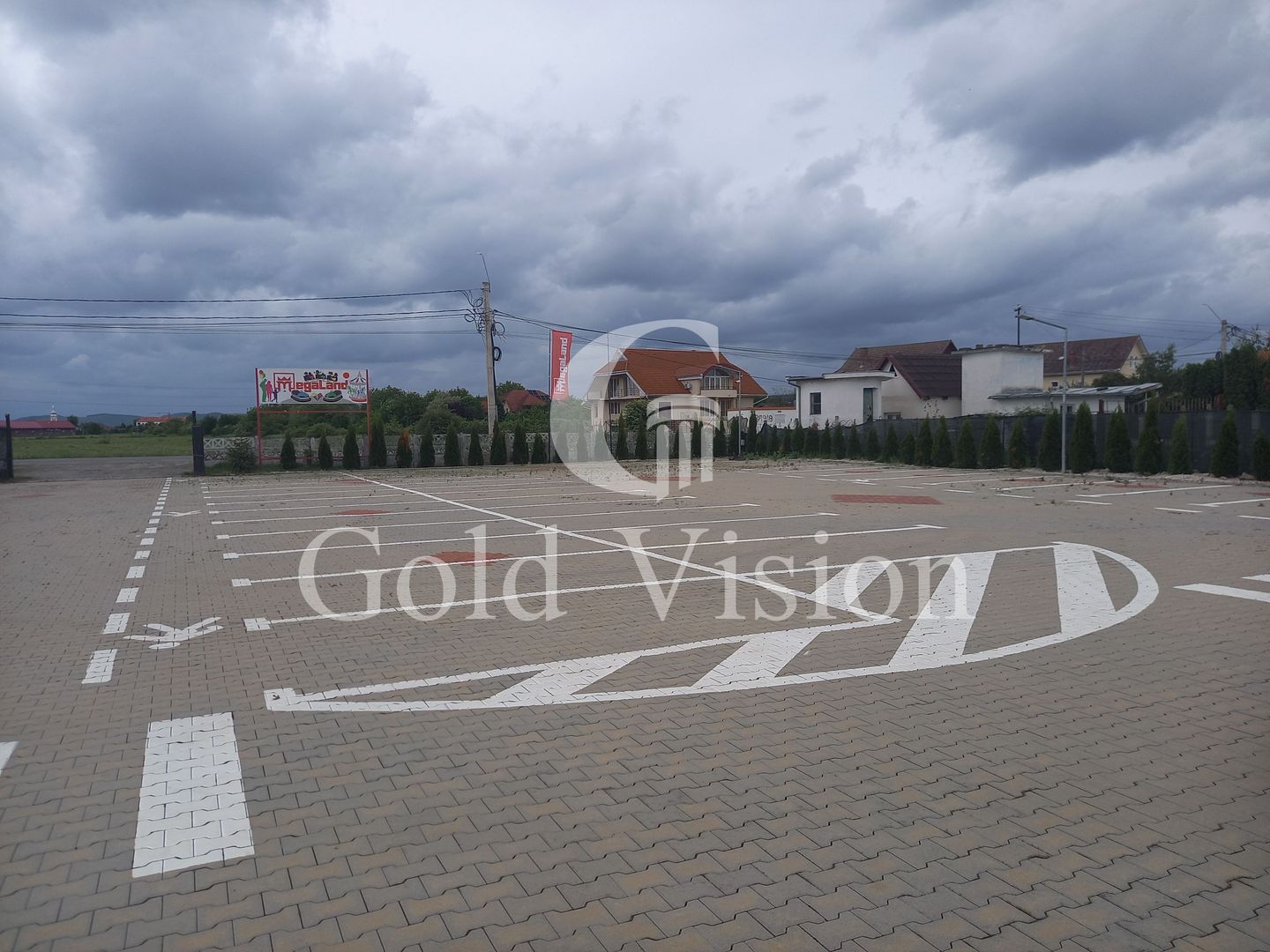 De vanzare teren intravilan suprafata  de 10.050 mp in Loc Targu Mures - Poză 3