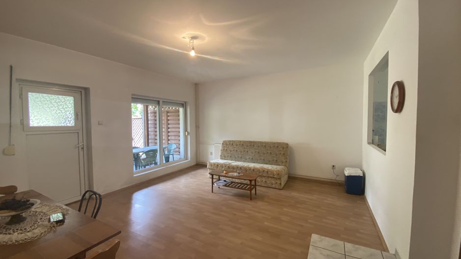 Casa de vânzare/închiriere zona Lunei - Poză 35