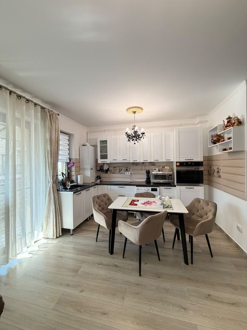 Apartament 3 camere, curte, boxa, parcare, Sub Cetate - Poză 17