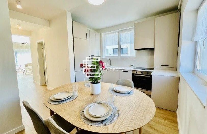 Penthouse de vânzare în Sibiu – 2 camere, mobilat complet, zona Industriala Vest - Poză 2