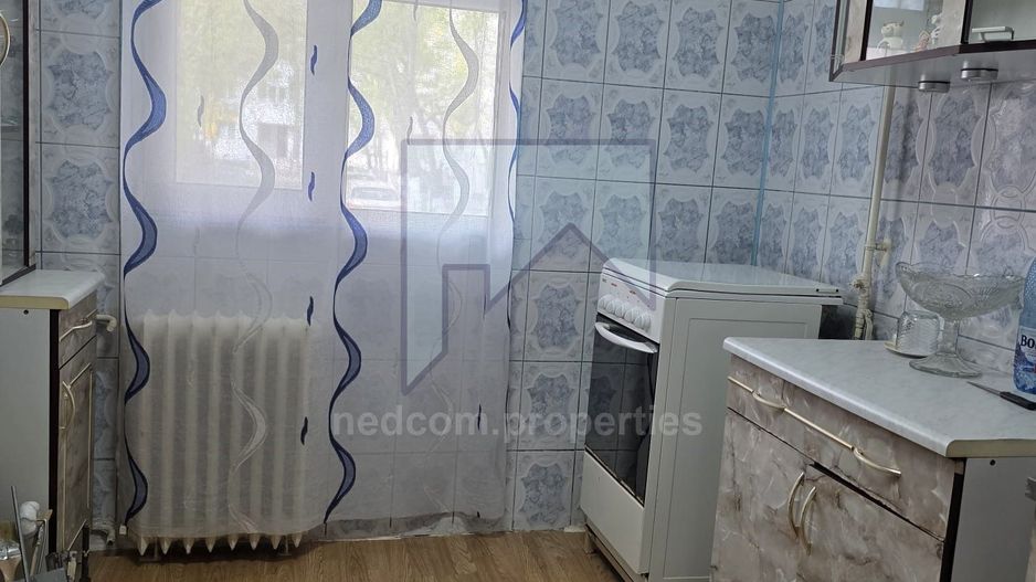 Vanzare apartament 3 camere Rahova - Margeanului - Poză 14