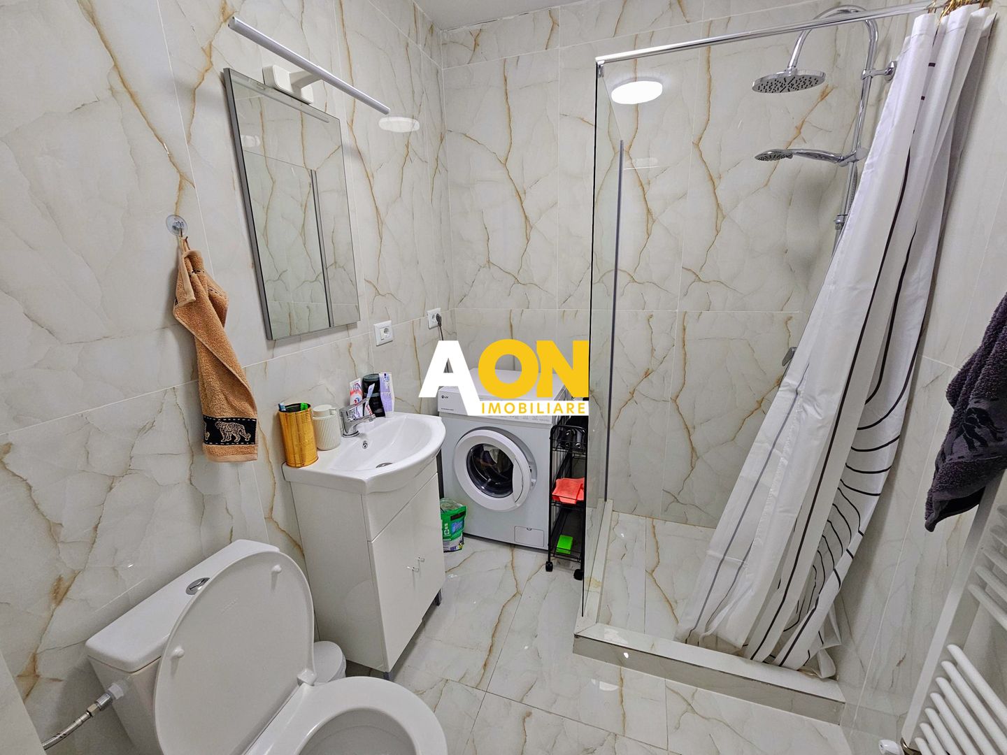 Apartament 2 camere, mobilat, utilat, et. 1, parcare proprie, bloc nou - Poză 2