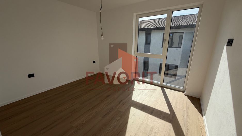 Apartament cu 4 camere pe 2 nivele. 108 mp utili. Comision 0% - Poză 13