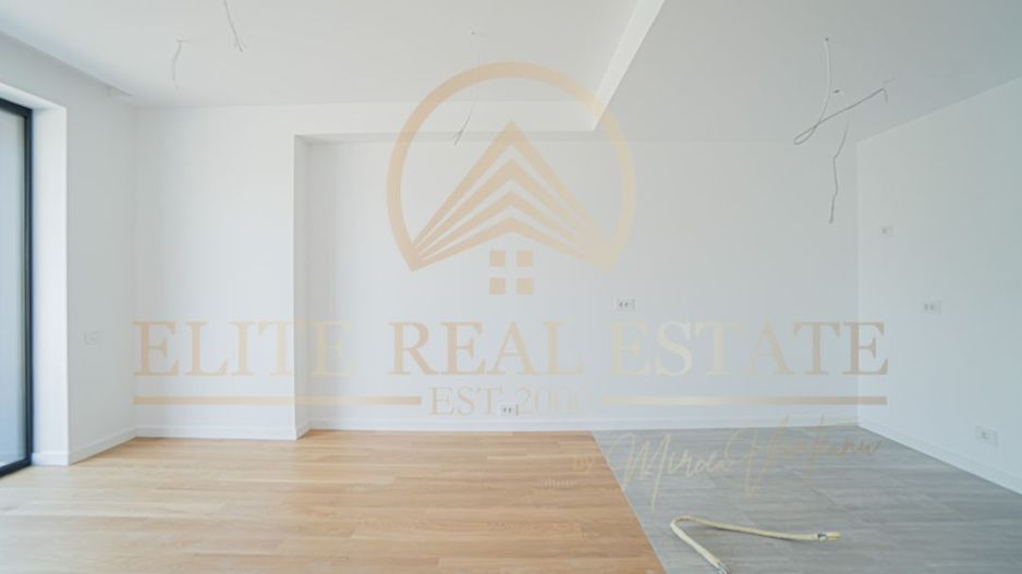 Stațiunea Mamaia - Vânzare apartament cu 2 camere, 2 bai si terasa. - Poză 4