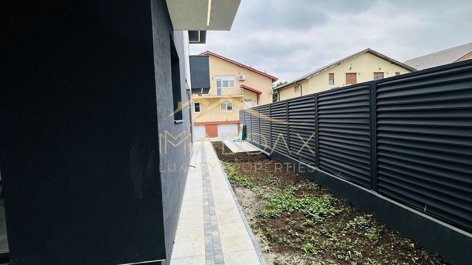 Vilă **6 camere  **451mp // Zona Iancu Nicolae - Poză 40
