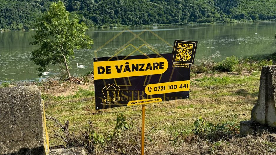 Teren intravilan cu iesire la Dunare | Clisura Dunarii - Poză 3