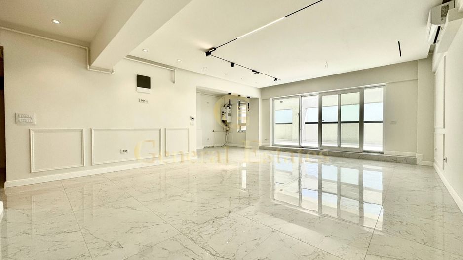 Vânzare Penthouse cu Terasă generoasă în Complexul Atrium Garden - Poză 1