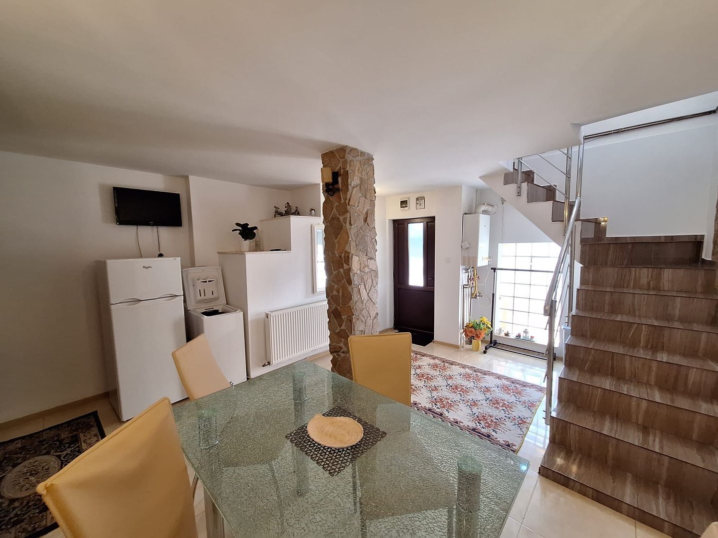 Inchiriere apartament la casa, Centru Bascov - Poză 4