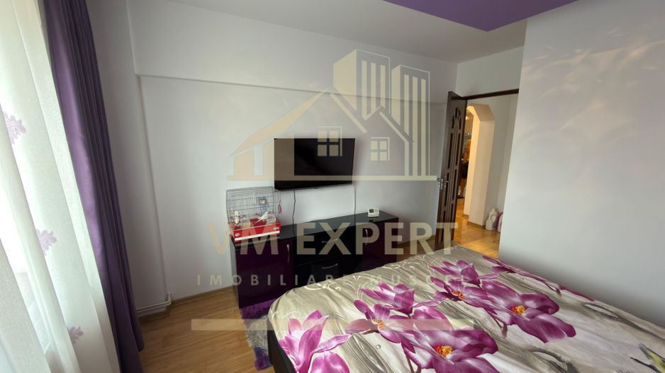 APARTAMENT 3 CAMERE ETAJ 3 VIȘOI CAMPULUNG - Poză 5