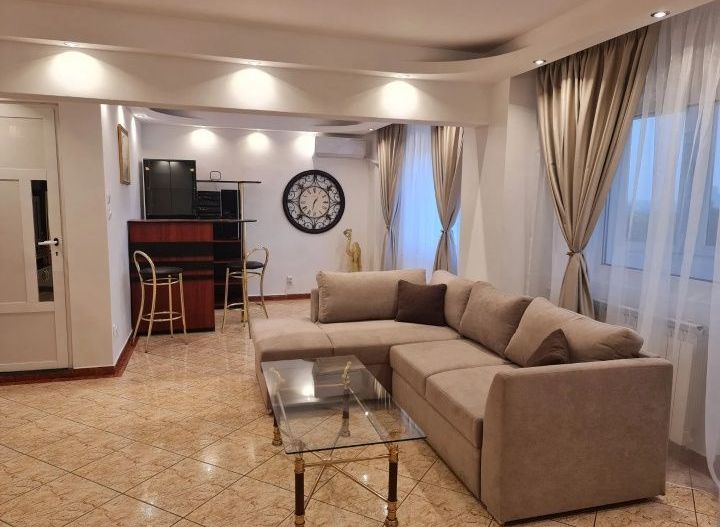 Apartament 3 camere de închiriat – Eroii Revoluției / Parcul Carol - Poză 2