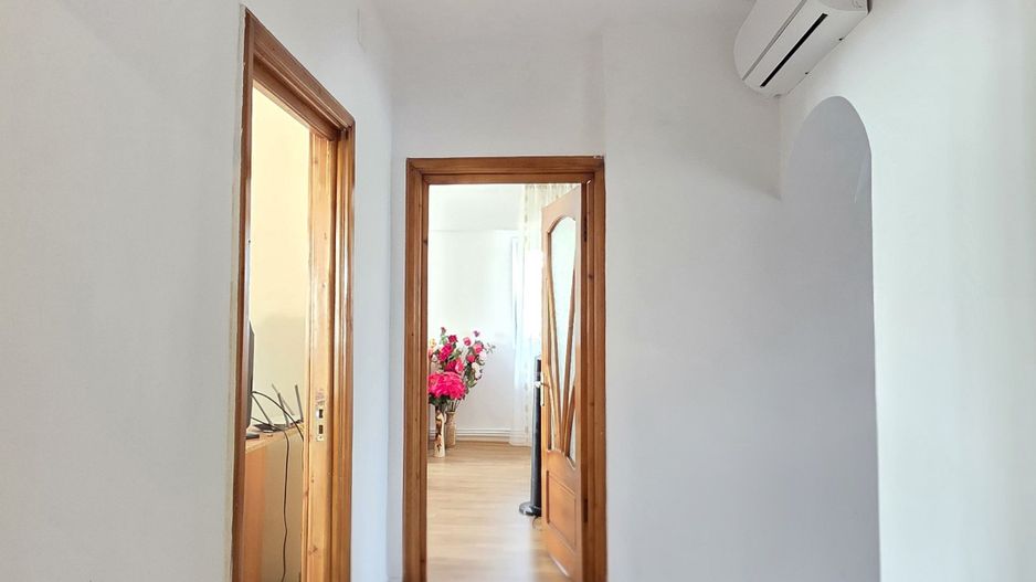 Apartament cu 4 camere + GARSONIERĂ la același etaj – VASLUI, Zona CARTIER - Poză 2