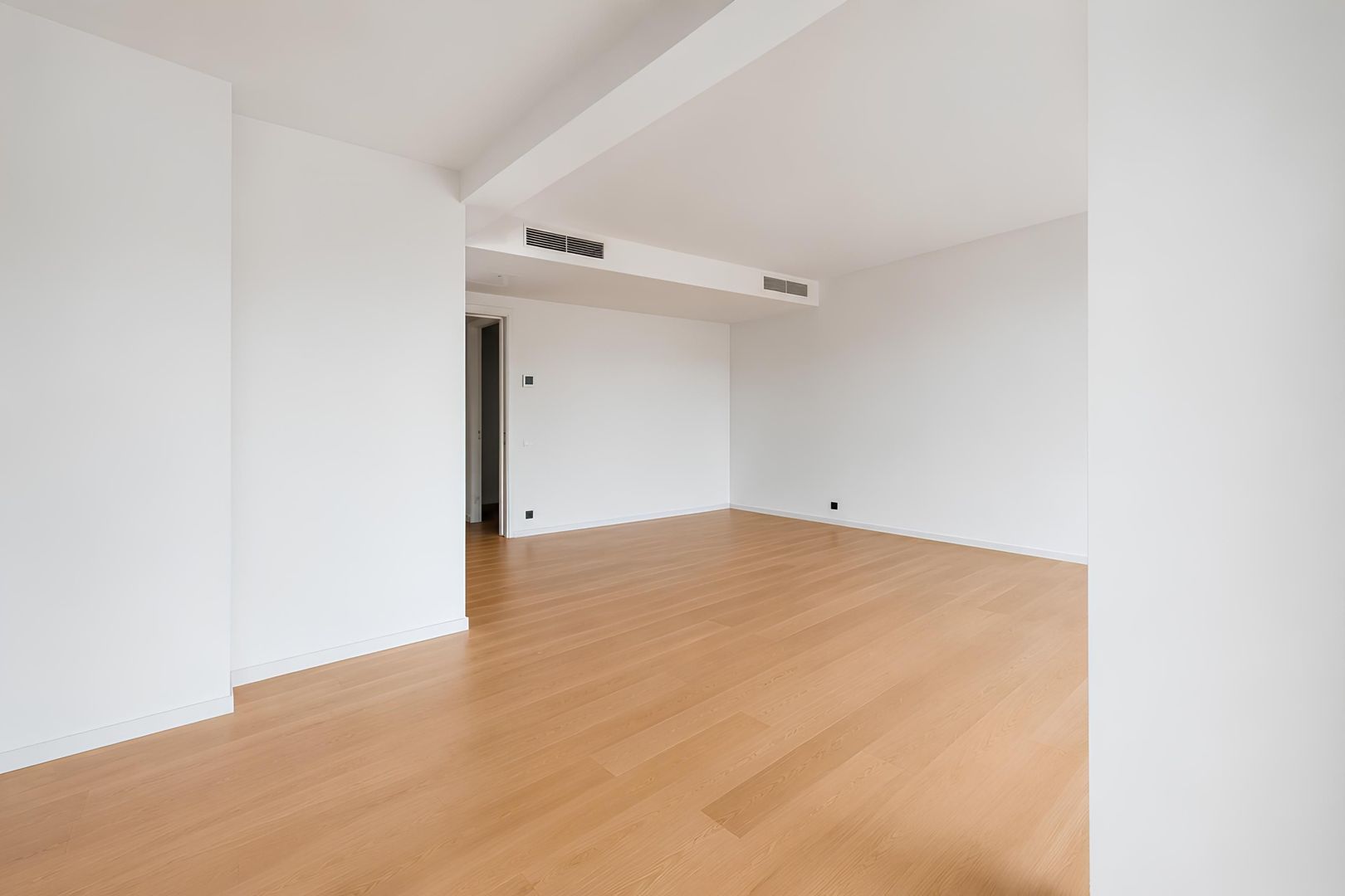 Apartament premium cu vedere lac | One Lake Club - Poză 3