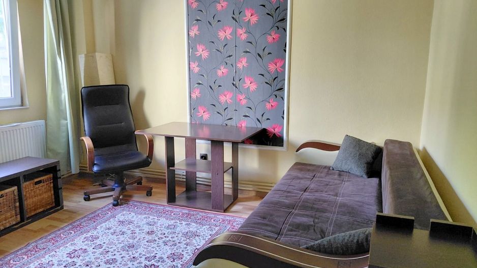 De inchiriat apartament cu o camera, parter, Mazepa 1, 260 euro - Poză 1
