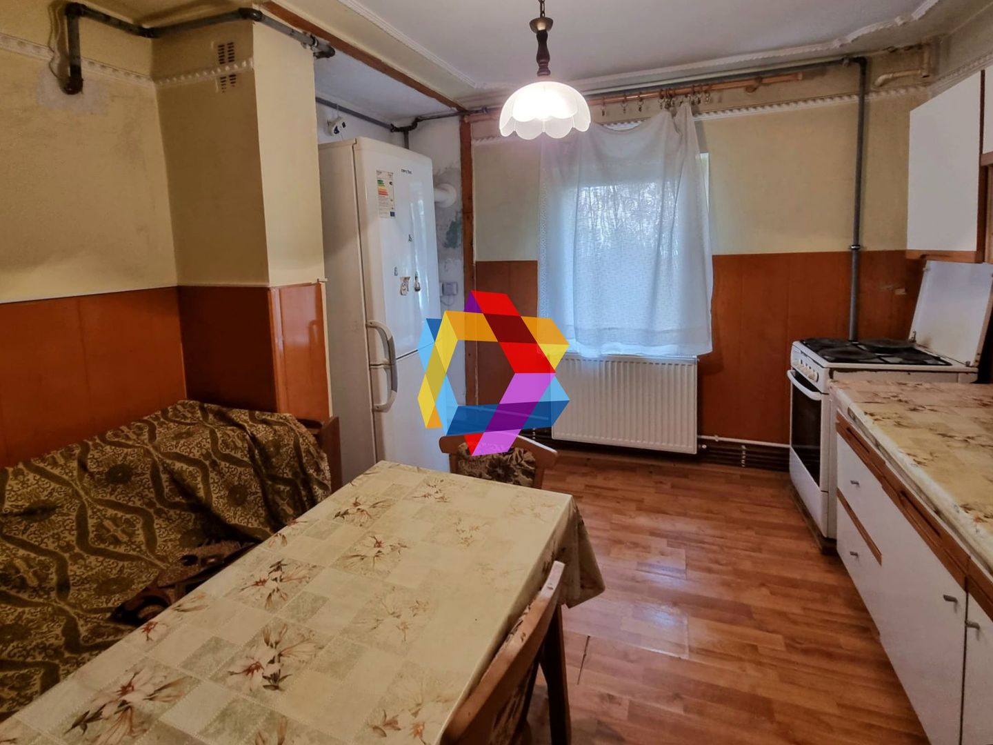 Apartament cu trei camere, zona Racadau 73 mp - Poză 3