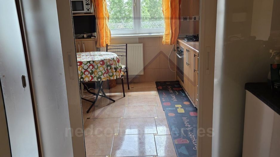 Vanzare apartament 2 camere Lizeanu - Poză 7