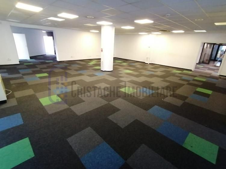 Spatiu birouri, suprafate intre 550 mp si 660 mp, Universitate - Poză 7