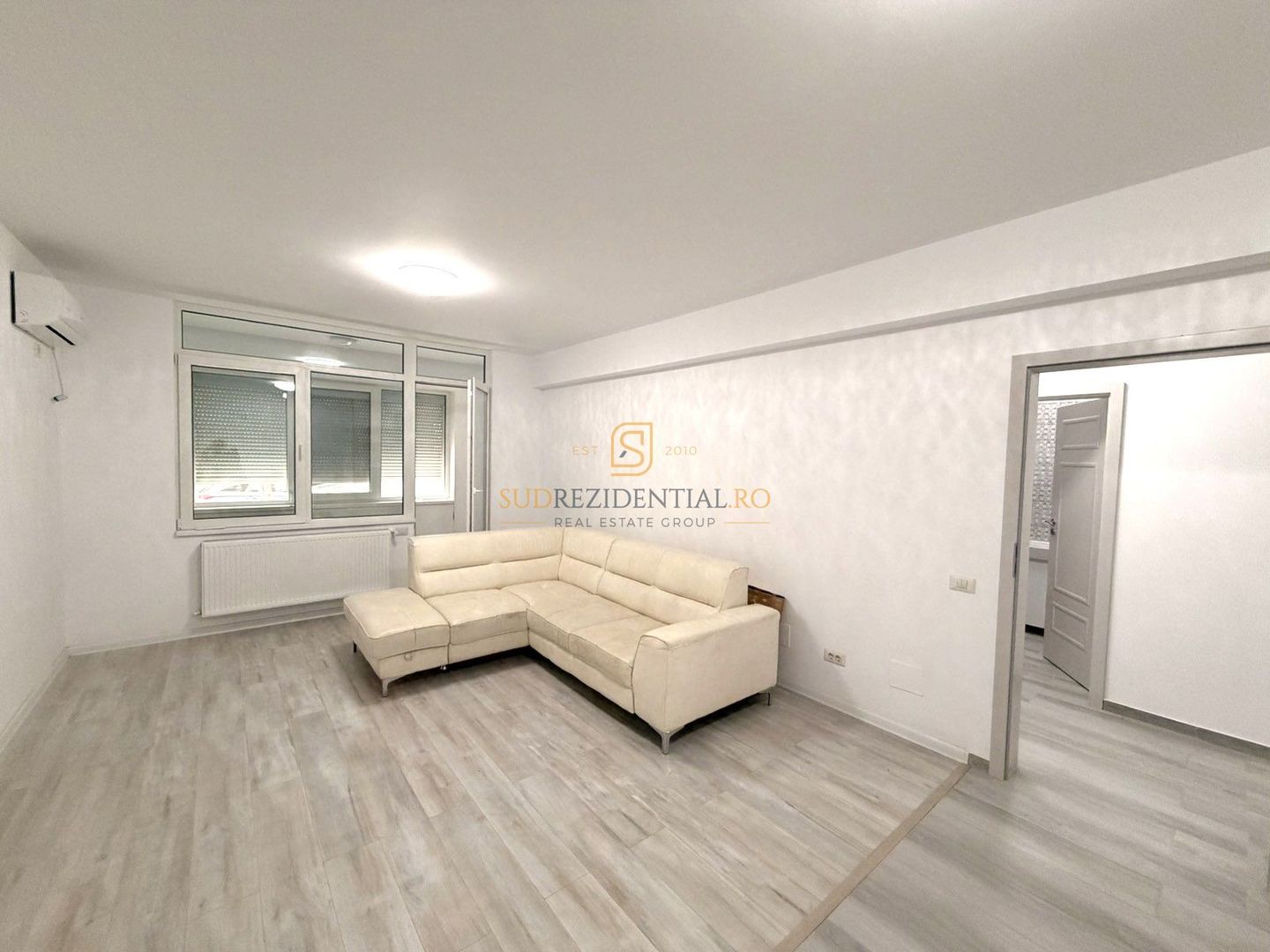 Apartament cu 3 camere + parcare, zona excelenta, Aparatorii Patriei - Poză 1