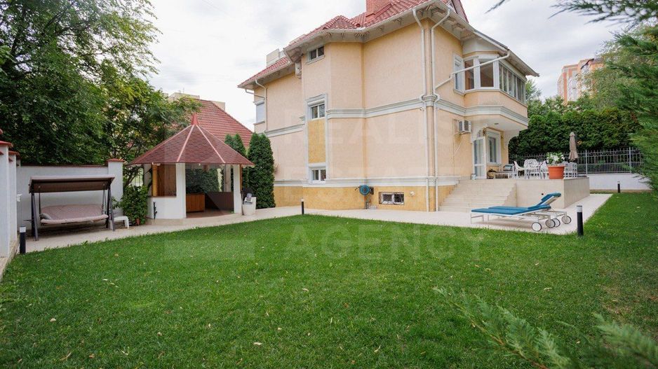 Vânzare, casă, 4 camere, str. Cuza vodă, Botanica - Poză 1