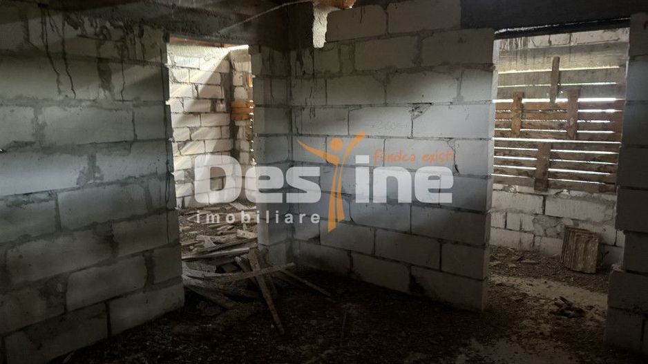 Casa de vanzare 4 camere la rosu Simeria - Poză 5