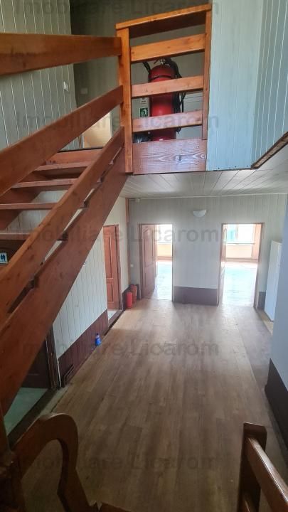 Proprietate in Cristian cu trei constructii+o fundatie,450000euro - Poză 38