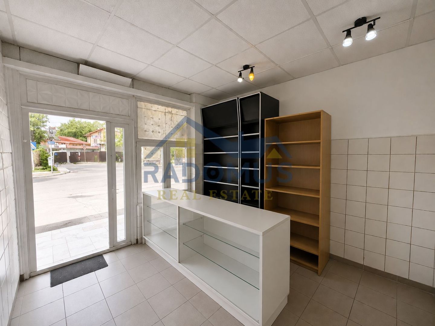 Spatiu comercial 50mp, Intersecție Alexandru Vlahuță și Poștei - Poză 2