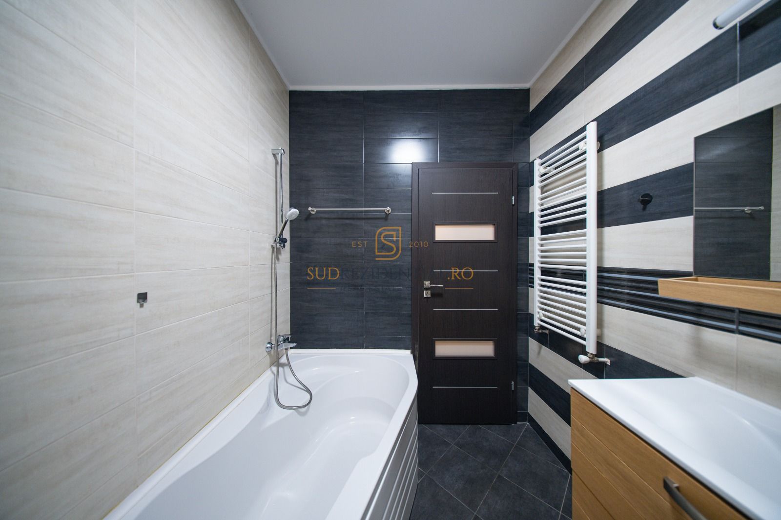 Casa tip duplex cu independenta energetica, Comuna Berceni, Ilfov - Poză 16