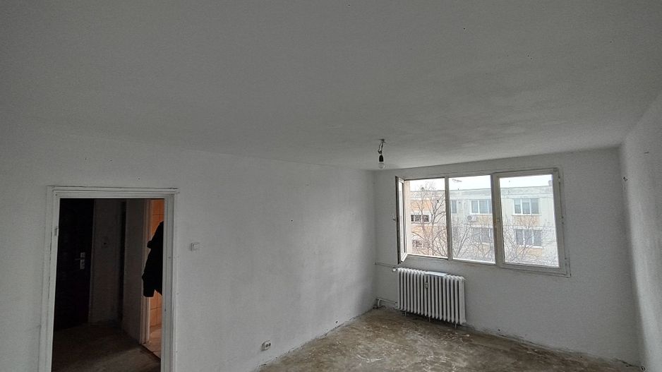 Apartament 4 cam decomandat Rahova - Poză 1