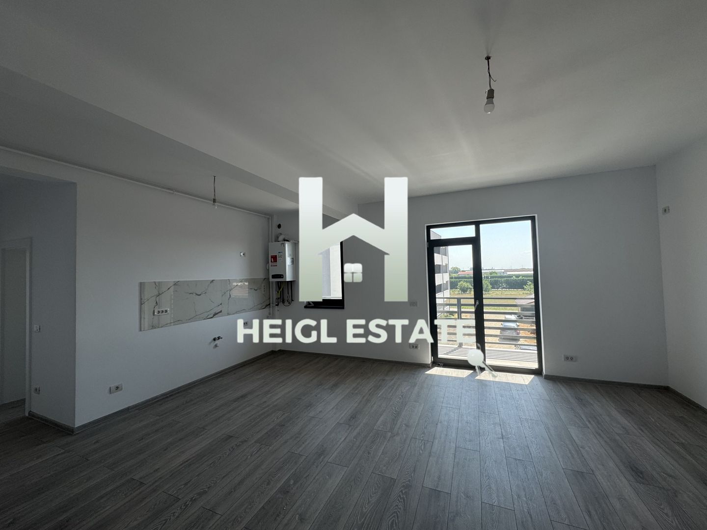 Apartament cu 1 camera si bucătărie închisă de vânzare in zona Giroc - Poză 1