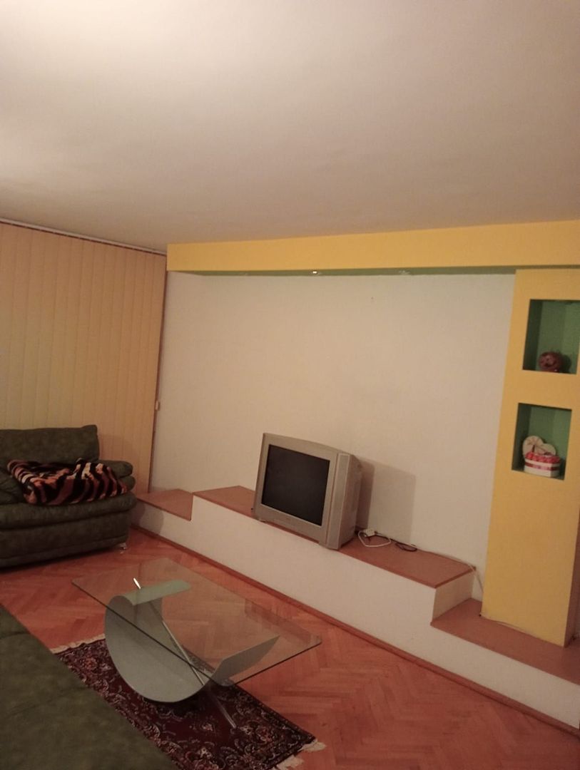 Mobilat si utilat zona Soarelui - Poză 4