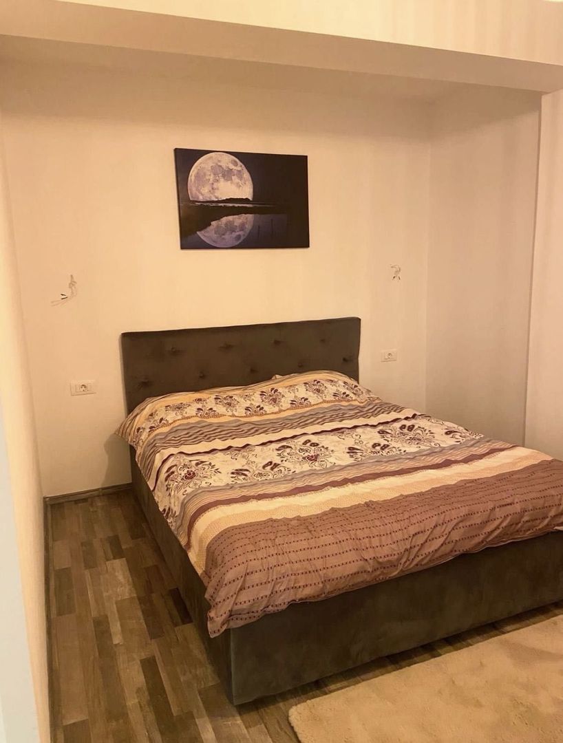 Ap cu 3 camere Palazu Mare - Poză 4