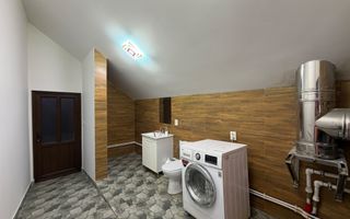 Casa renovata complet, Corlata Centru - Poză 8