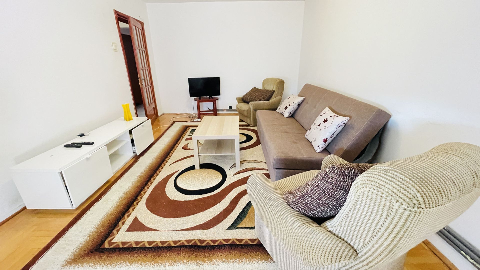 Apartament spațios și luminos -trei camere în Matei Basarab - Poză 6