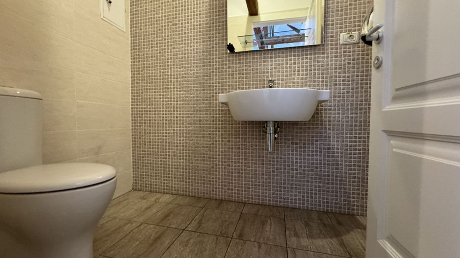 Spațiu Birou în imobil istoric recondiționat - Poză 21