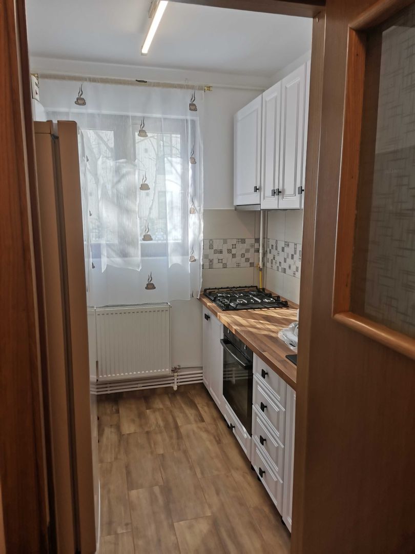 APARTAMENT ZONA PRIMAVERII - Poză 6