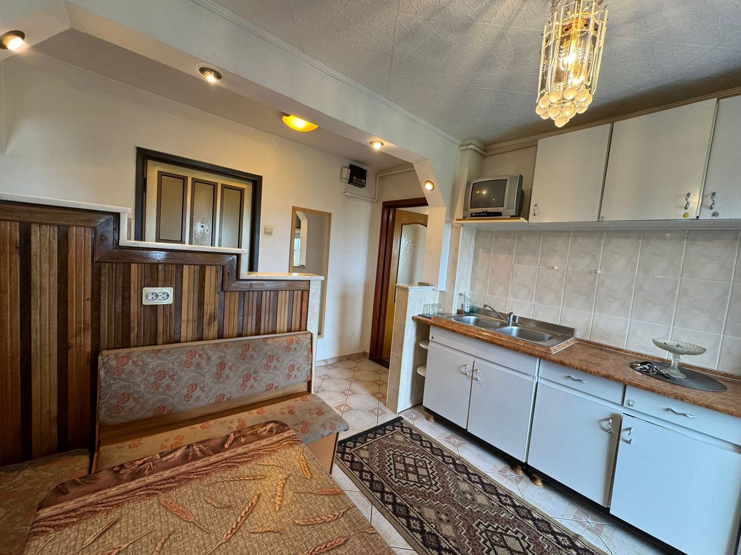 Apartament 2 camere decomandat, etaj intermediar, Cartier Vasile Aaron - Poză 7