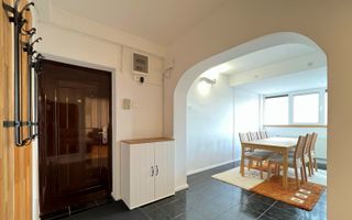 Apartament cu trei camere, Central Brasov - Dealul Melcilor , etaj 1 - Poză 2