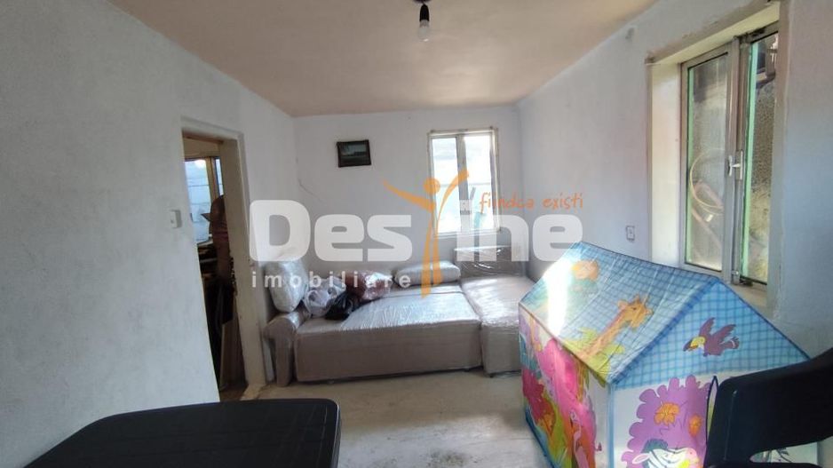 Casa Batraneasca cu 1410 mp teren, Cocorastii MIslii. - Poză 6