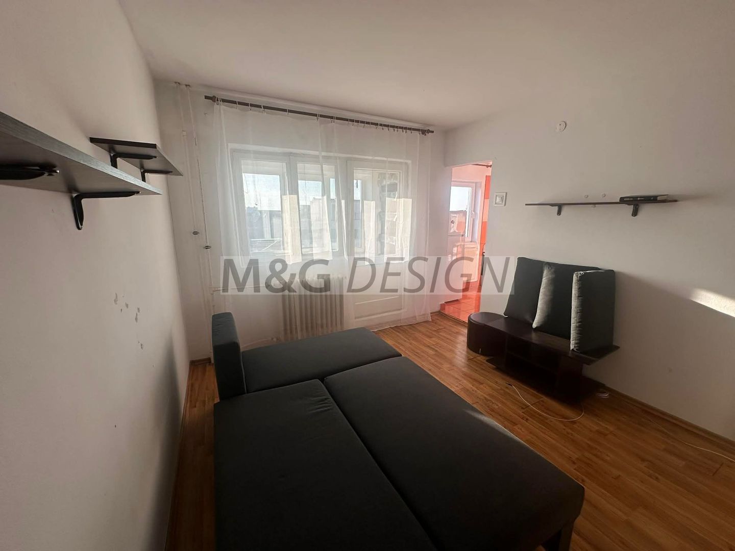 Girocului, garsoniera, etaj intermediar - Poză 1