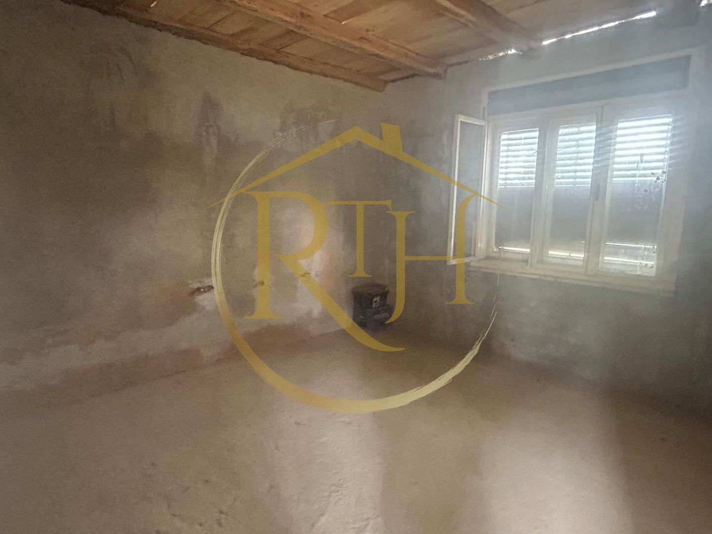 Casa plus teren de vânzare în Balinț,comision ,,0'' - Poză 5