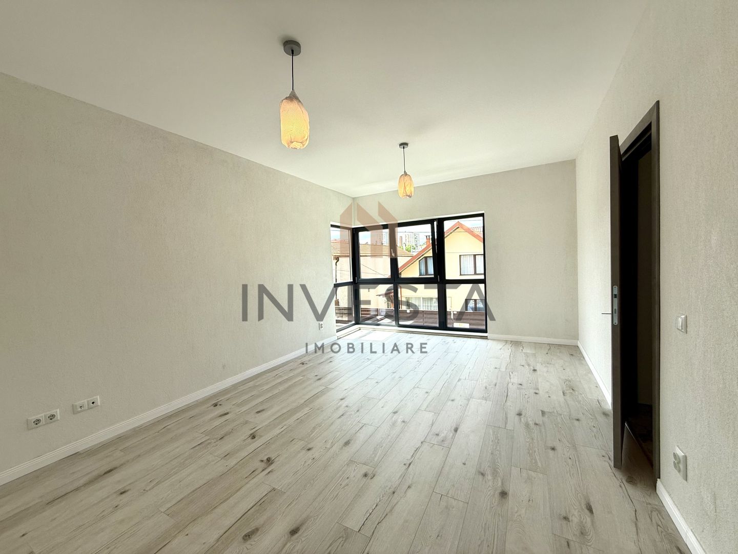 Case tip duplex – 115 mp utili fiecare, parcare in curte zona BT arena - Poză 8