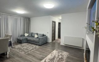 Apartament de vânzare 3 camere - Poză 2