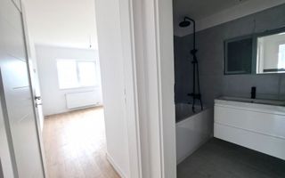 Apartament Sibiu 4 camere, 2 bai NOU lift si parcare - Poză 7