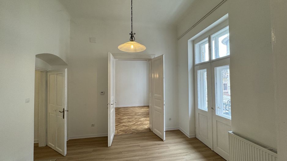 🏢 Spațiu de birouri ultracentral de închiriat - Poză 2