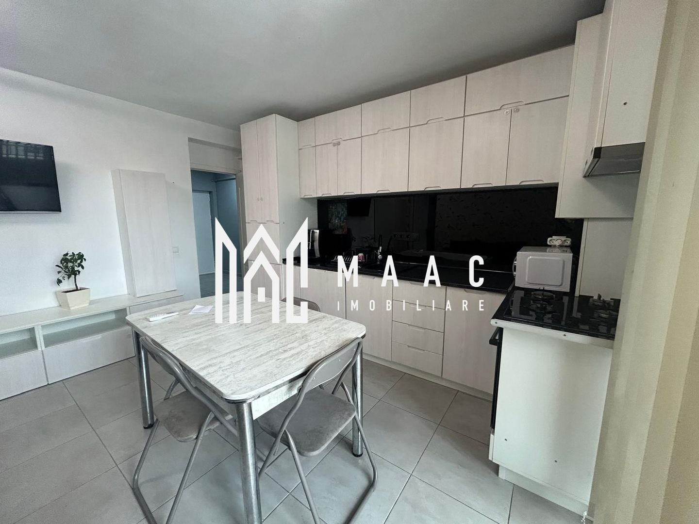 Apartament 3 camere I Decomanda I Etaj 2 I Brana-Selimbar - Poză 12