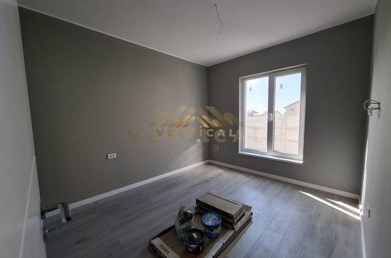 PROMOTIE!!! Casa de vanzare la 3 min de bld principal - Poză 6