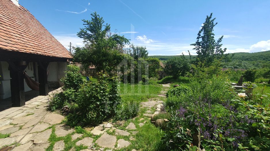 Casa Saseasca de vanzare  in  Somartin  / Comision O % - Poză 19