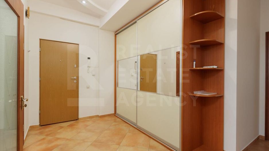 Chirie, apartament, 1 cameră + living, str. 31 August, Centru - Poză 8