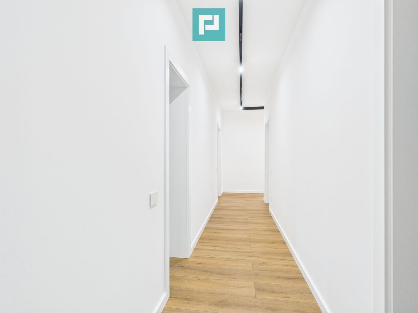 Casă individuală pe parter – Moșnița - Poză 78