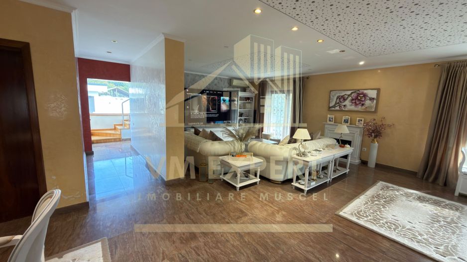 CASĂ 5 CAMERE TEREN 1600 MP CAMPULUNG - Poză 17